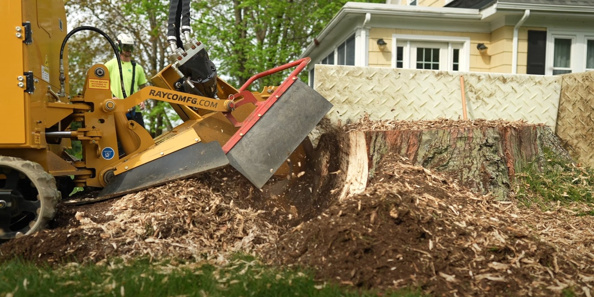 Professional tree service process and equipment Professional tree service team demonstrating safe work practices and equipment